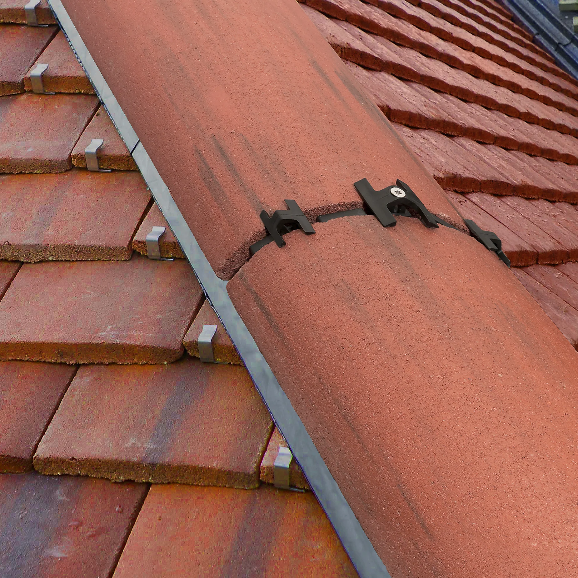 10m EasyRidge F PLUS Dry Fix Ridge Kit - Image 8